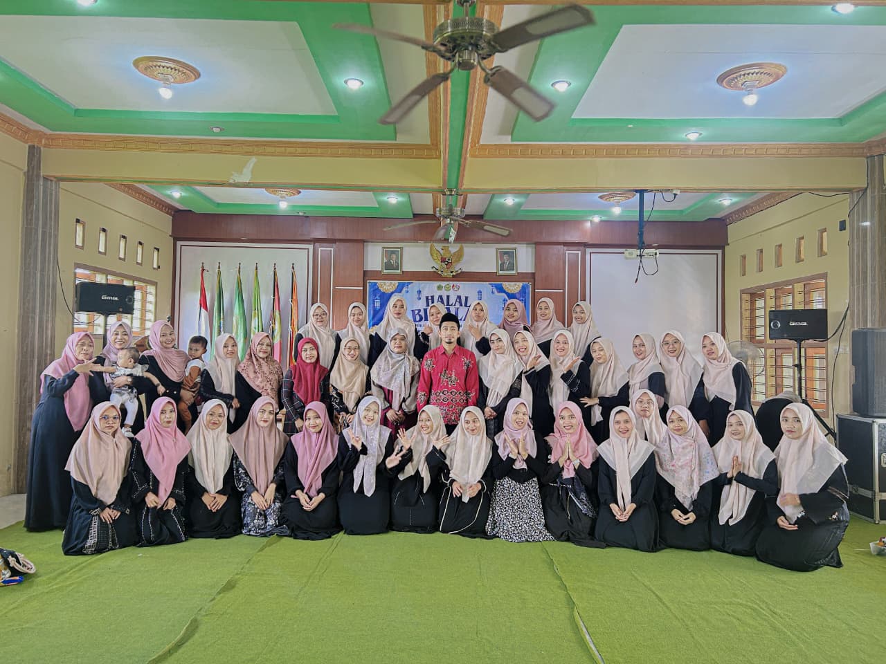 Halal Bihalal Program Studi PIAUD Universitas Al-Hikmah Indonesia Pererat Silaturahmi Civitas Akademika