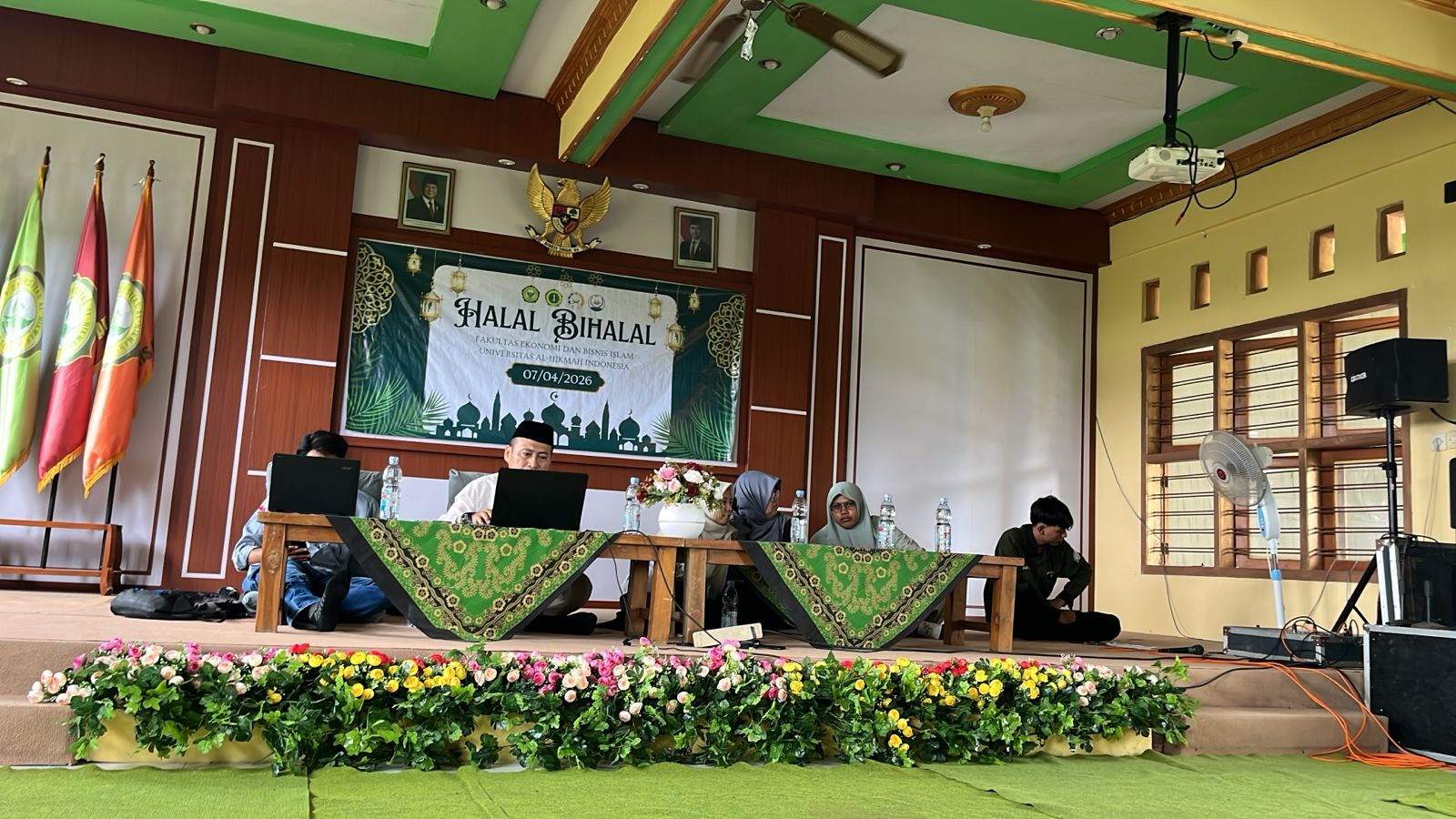 Halal Bihalal Mahasiswa dan Dosen: Menguatkan Silaturahmi, Meneguhkan Kebersamaan